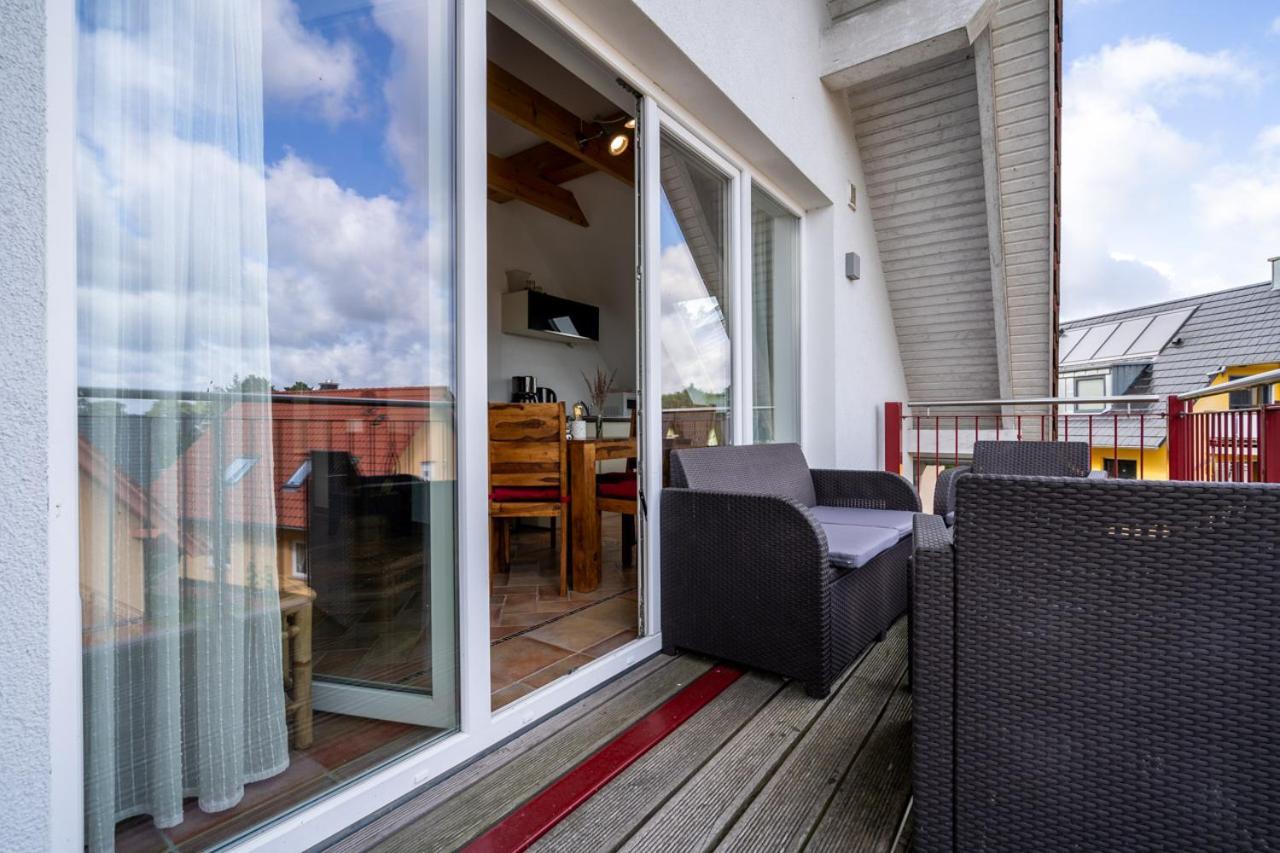 Apartamento Uferpromenade Whg 1 oben Röbel Exterior foto